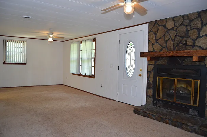 110 Wildwood Dr — Photo 4