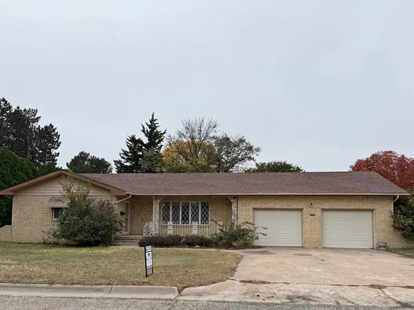 1002 S Meridian St, Plainville, KS 67663