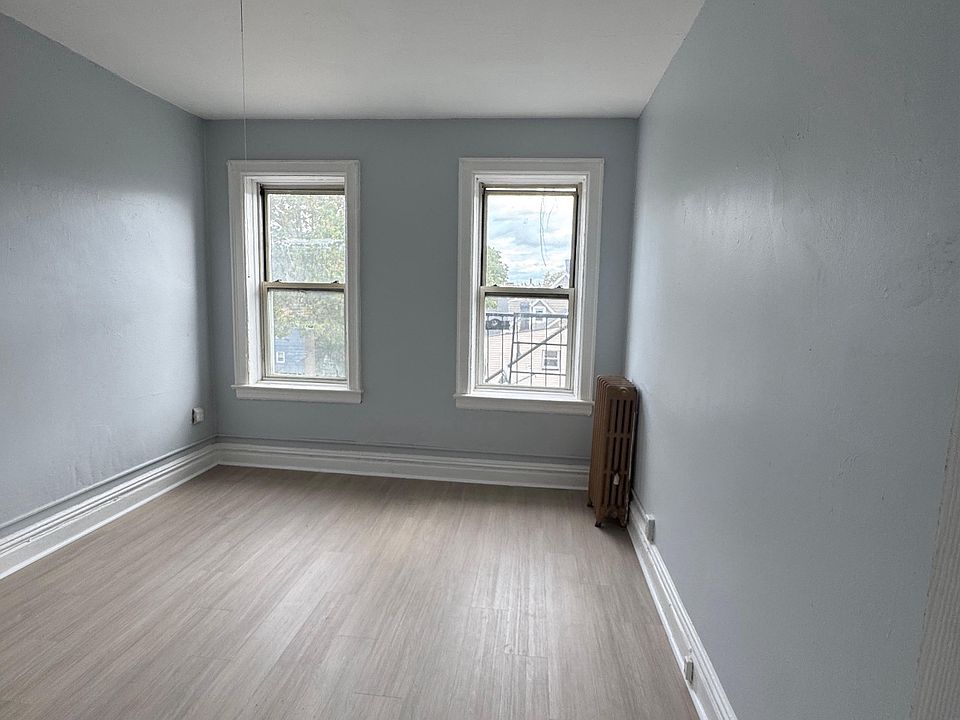 2nd image of 894 John F Kennedy Blvd #44