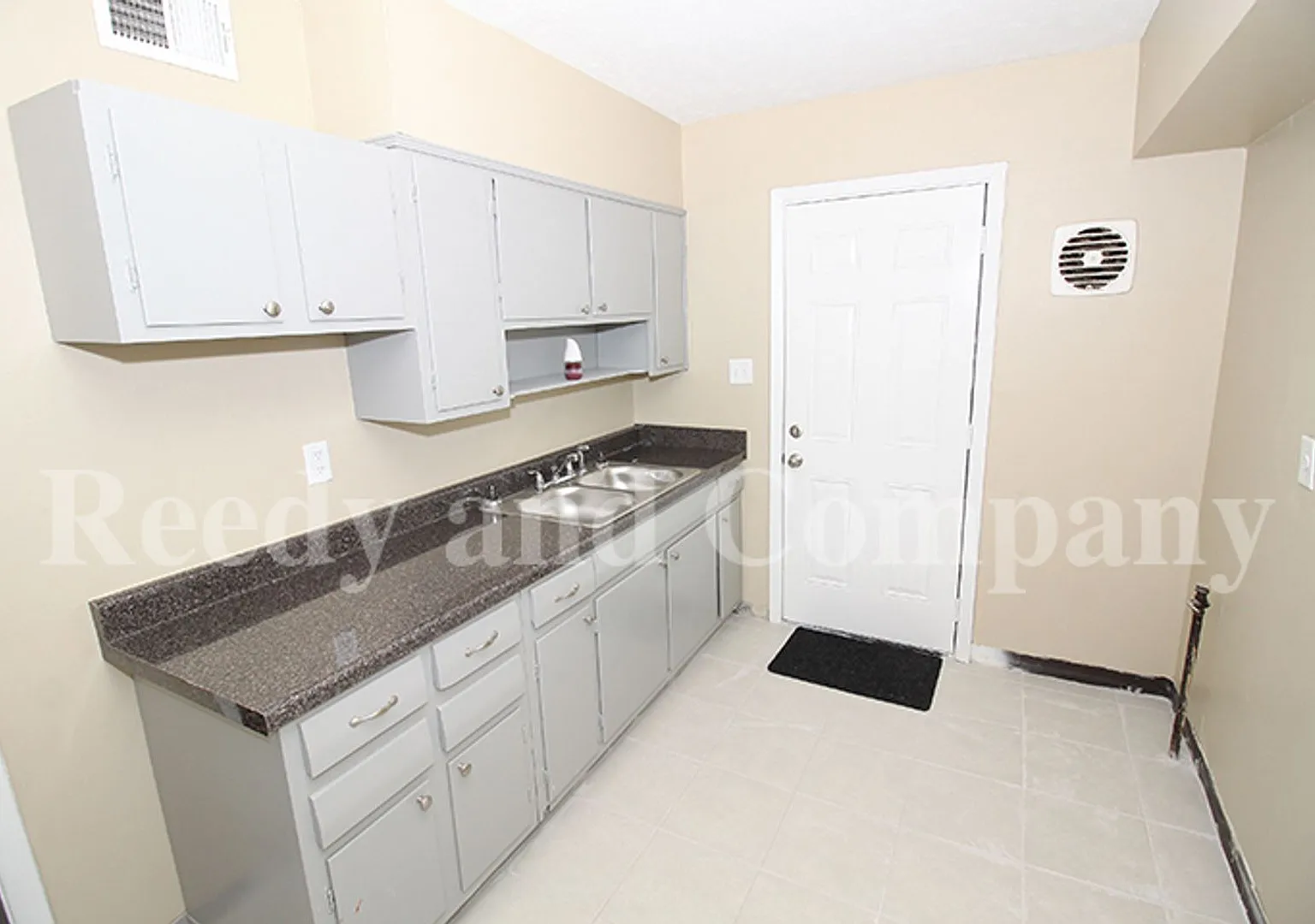 Welcome to 1841 S. Sutton Drive! — Photo 4