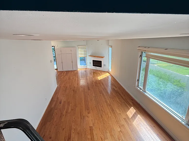 768 Dearborn St — Photo 4