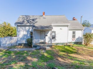 106 Williams St, Laurens, SC 29360