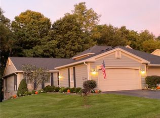 46 Creek Rdg, Pittsford, NY 14534