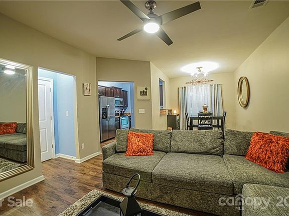 5th image of 8962 Bradstreet Commons Way Unit 36