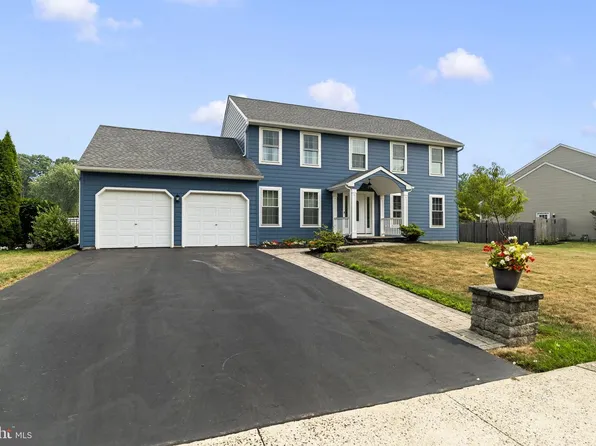 113 Greenfield Ln, Warrington, PA 18976