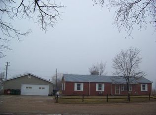 2824 McPherson Rd, North Platte, NE 69101