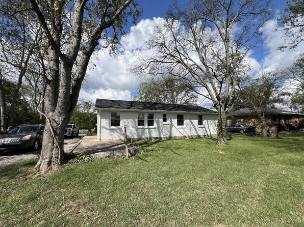 3912 Meadow Rd, Nashville, TN 37218