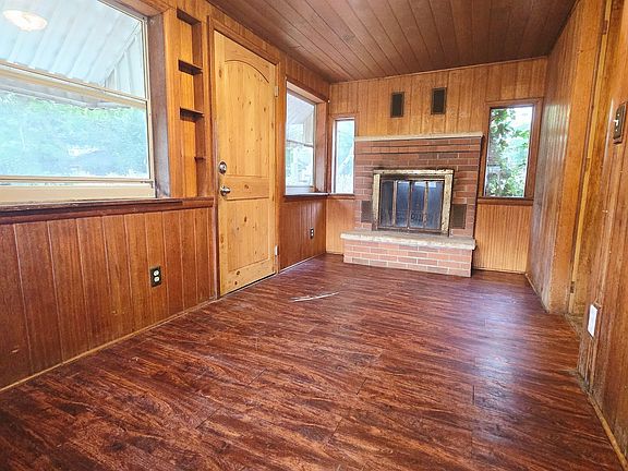 4th image of 2904 Knight Ave