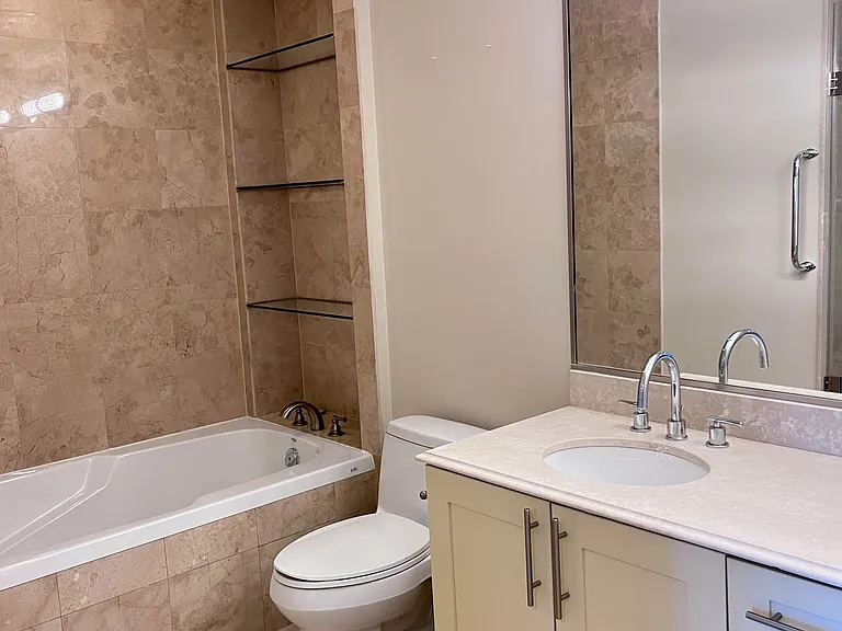 761 Bay St #4403 — Photo 10