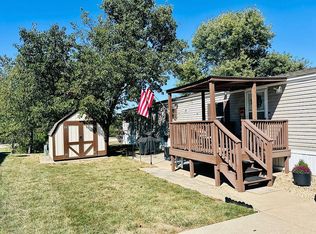 13 Ray Dr, Ofallon, MO