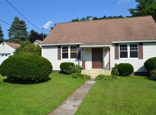 14 Ashcroft St, Wynantskill, NY 12198