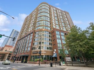 600 N Kingsbury St APT 1004, Chicago, IL 60654