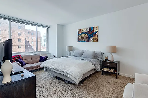 Rented by Loftey LLC | media 4