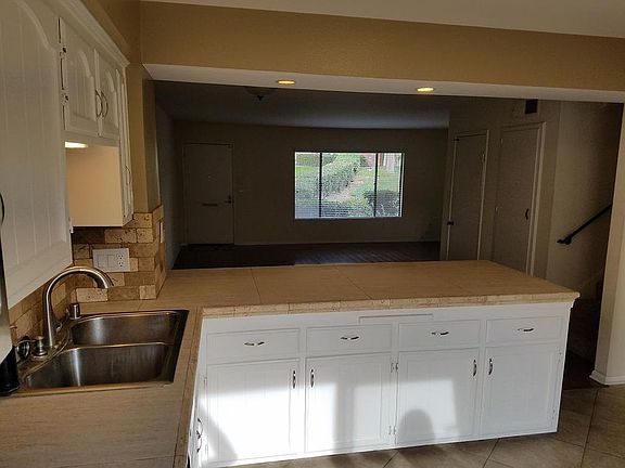 Open Kitchen to Living Room Layout