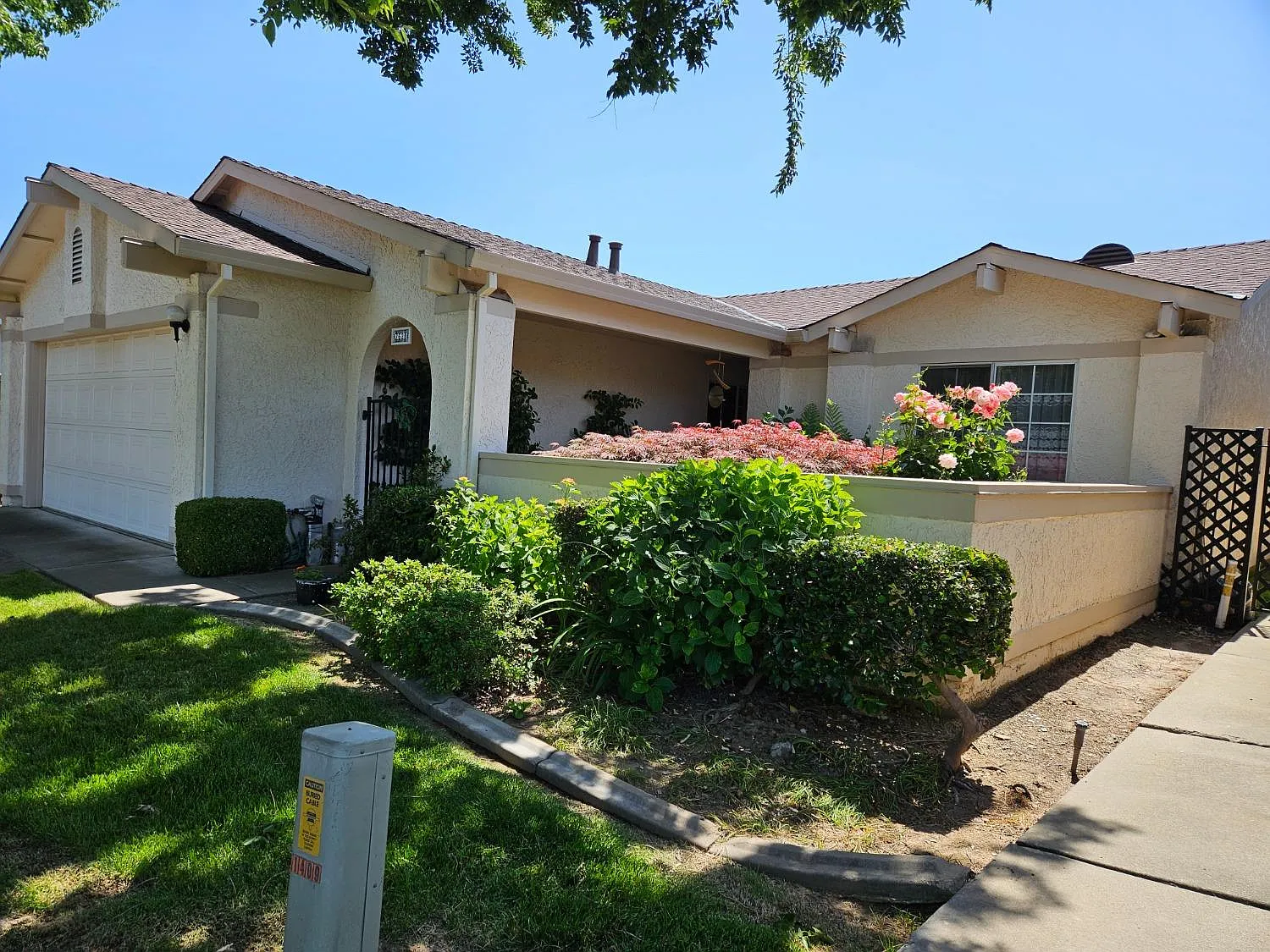 7638 Suncountry Ln photo 1