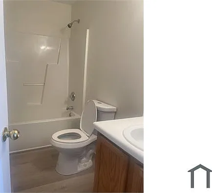 8327 Wallace Glen Dr — Photo 6