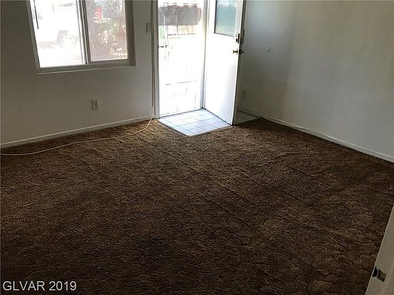 5th image of 470 E Naples Dr APT G