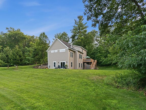 5th image of 2153 Meek Dr NE