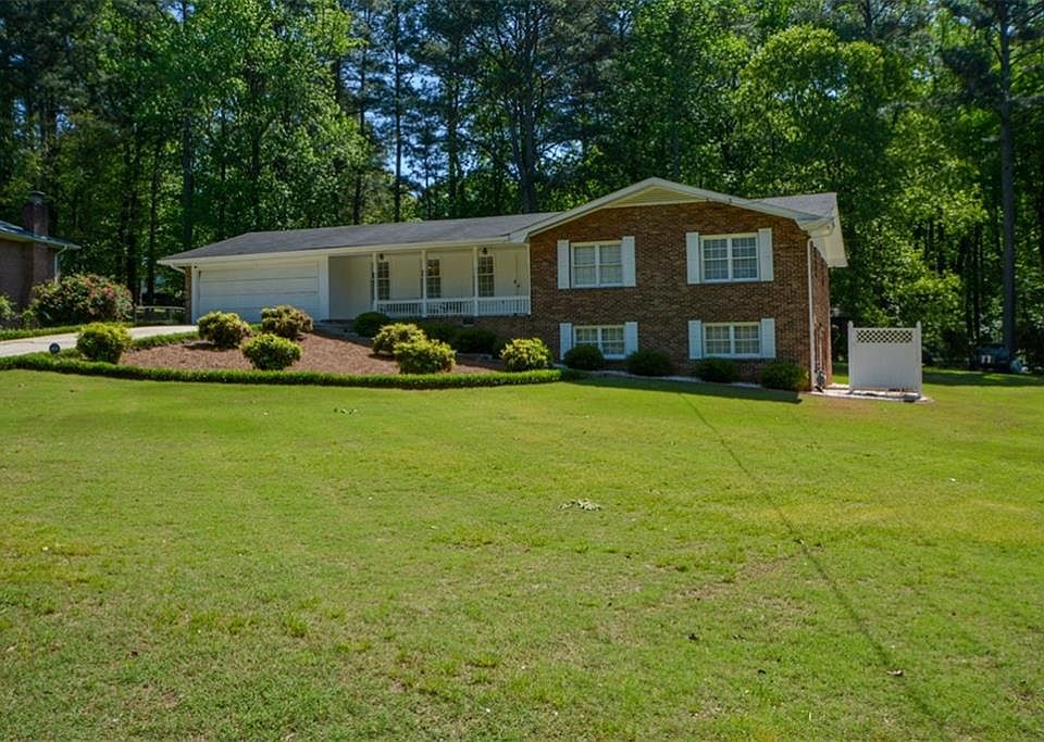 1st image of 3038 Arabian Woods Dr