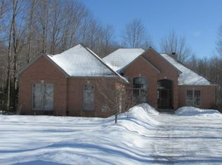 2395 Maria Ln, Hermitage, PA 16148