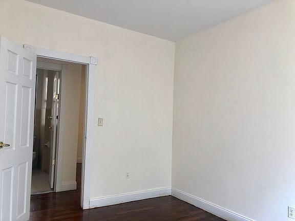 5th image of 555 W 156th St APT 3a