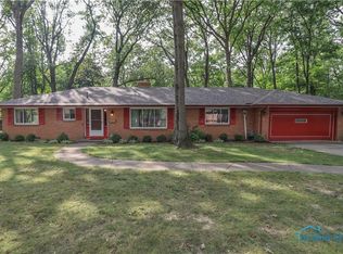 1254 E Beverly Hills Dr, Toledo, OH 43614