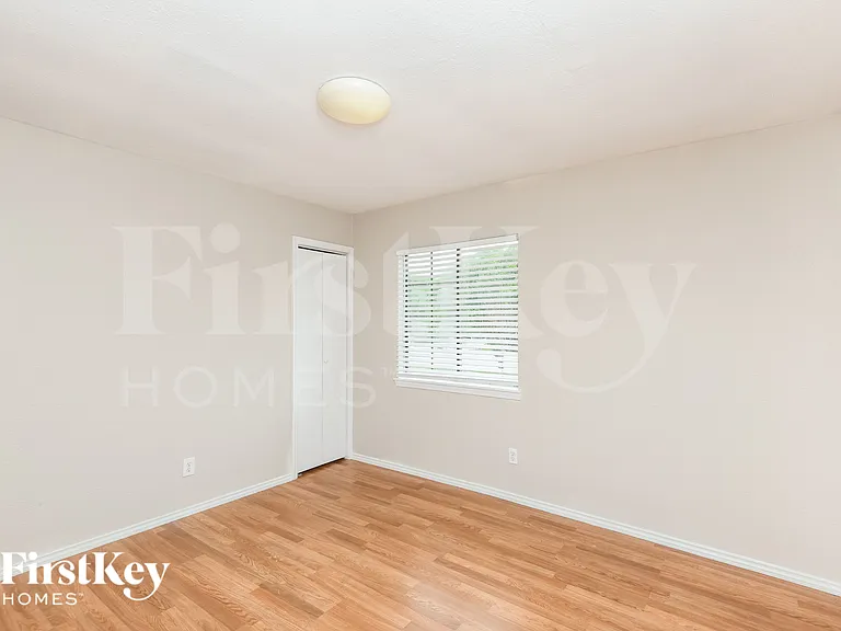7700 Castillo Rd — Photo 13