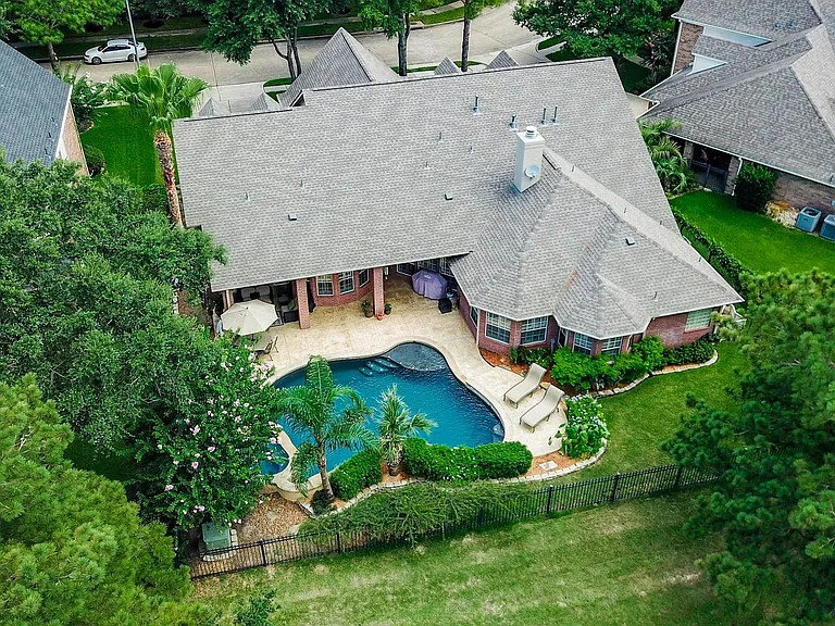 22303 Stormcroft Ln — Photo 29