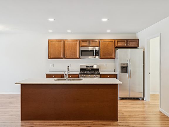 4th image of 1524-28 Woodland Ave