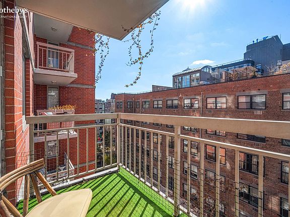 4th image of 520 W 23rd St APT 8B
