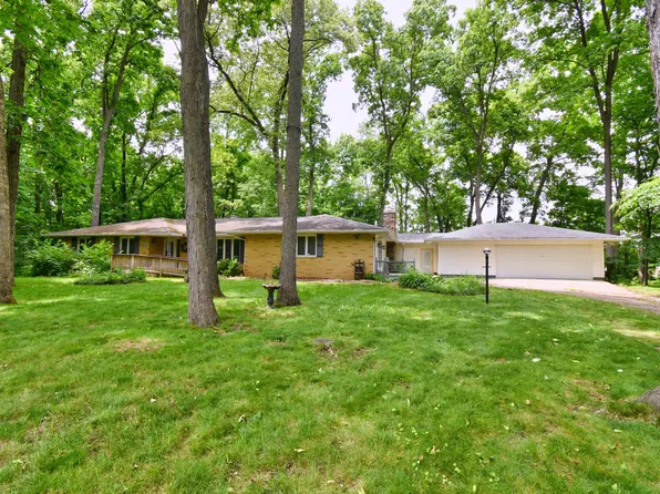 70774 Brande Creek Dr, Edwardsburg, MI 49112