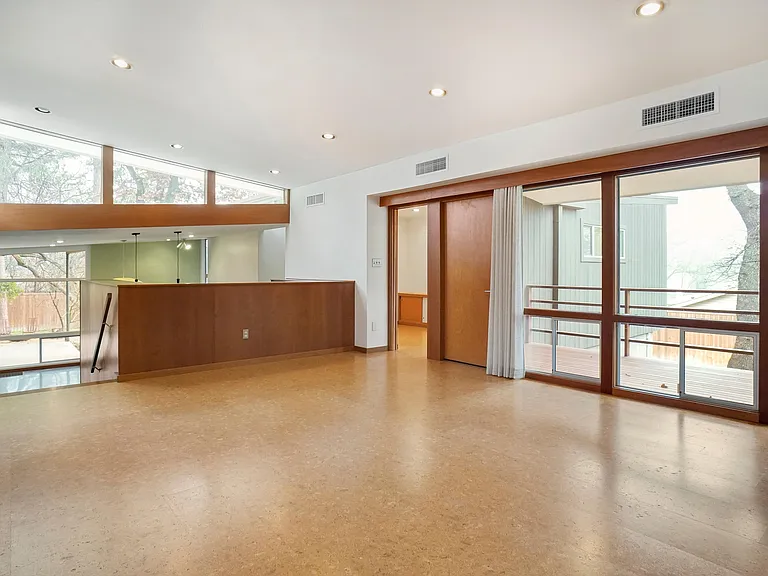1403 Kendolph Dr — Photo 22