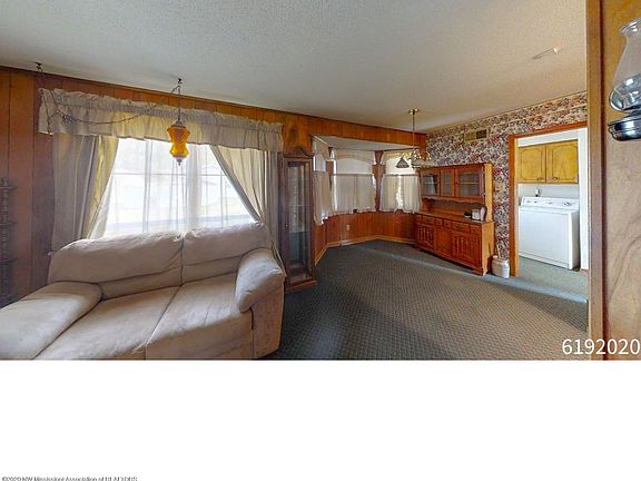 4th image of 2132 Cedarcrest Dr N