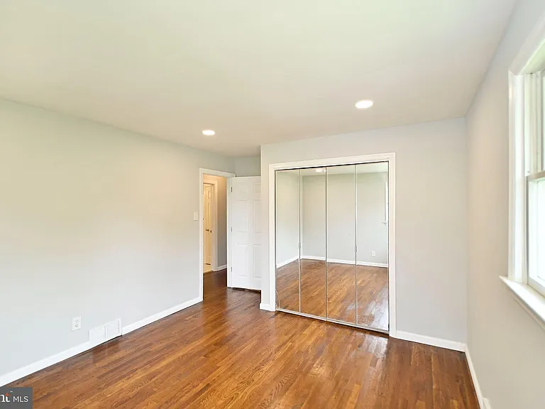 51 Macon Dr — Photo 7
