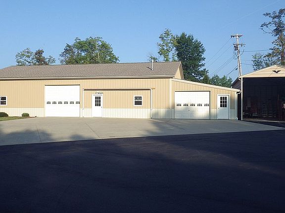 3rd image of 119 Hillcrest Dr