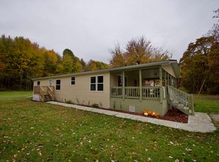 9370 E Kammeyer Rd, Sunman, IN 47041