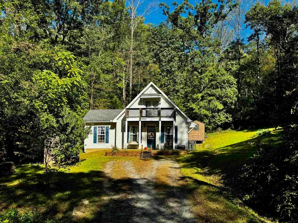 1194 Greene Acres Rd N, Stanardsville, VA 22973