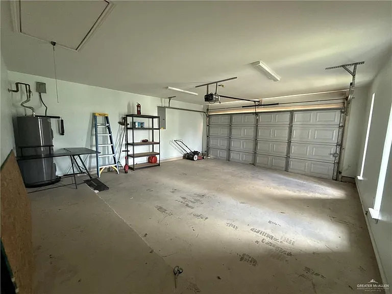 207 E Garfield St — Photo 17