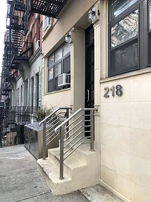 Rented by Sky Management | media 35