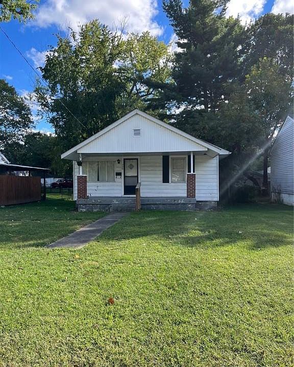 1st image of 726 Cornell Ave