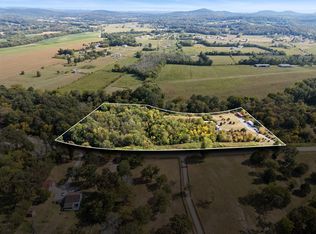 5252 Simmons Bluff Rd, Lebanon, TN 37090