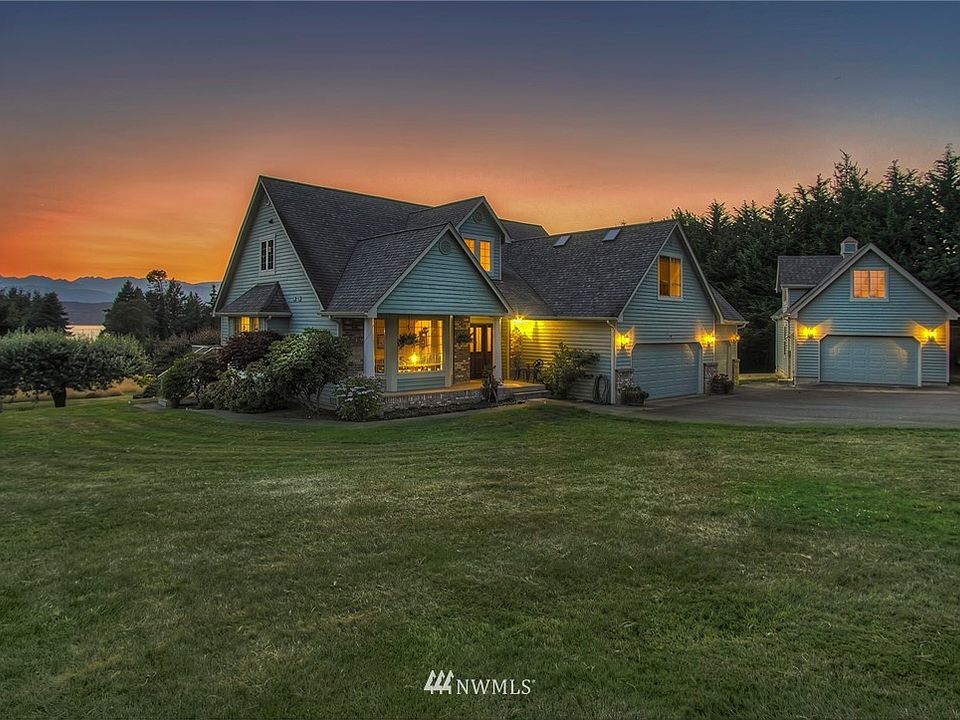 Quality Craftsman with view & acreage 