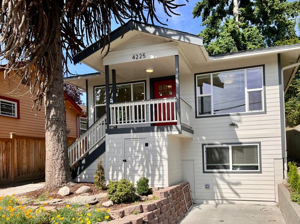 4225 Midvale Ave N