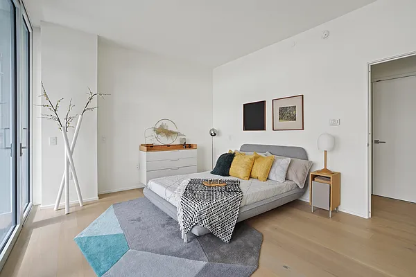 Sold by SERHANT. | media 80