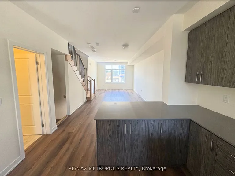 1695 Dersan St — Photo 5