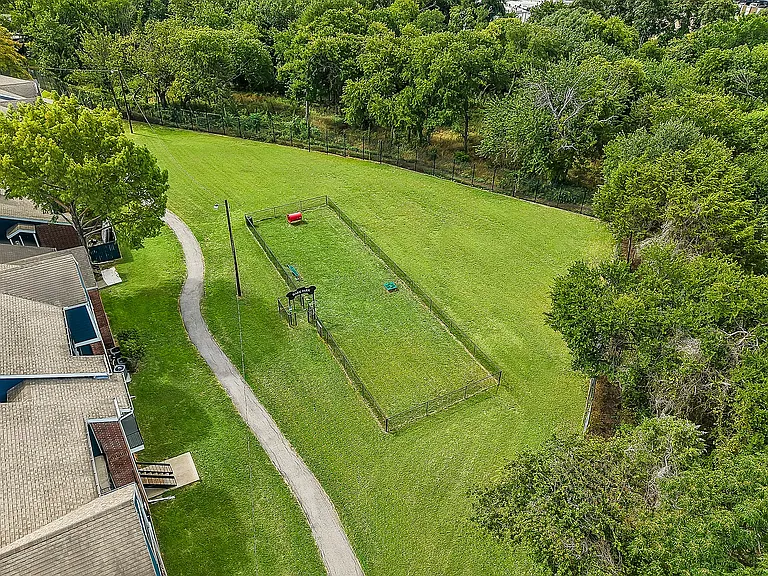Eastgrove Apartments