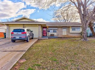 912 Hampton Dr, Del City, OK 73115