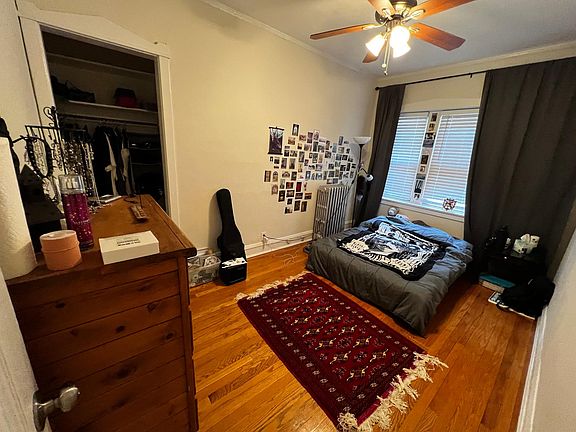 5th image of 1504 W Arthur Ave APT 1