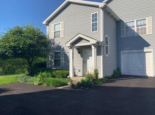 1439 Orleans Dr, Mundelein, IL