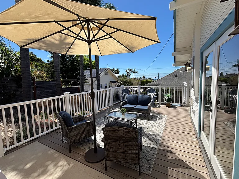 122 N Ann St — Photo 1